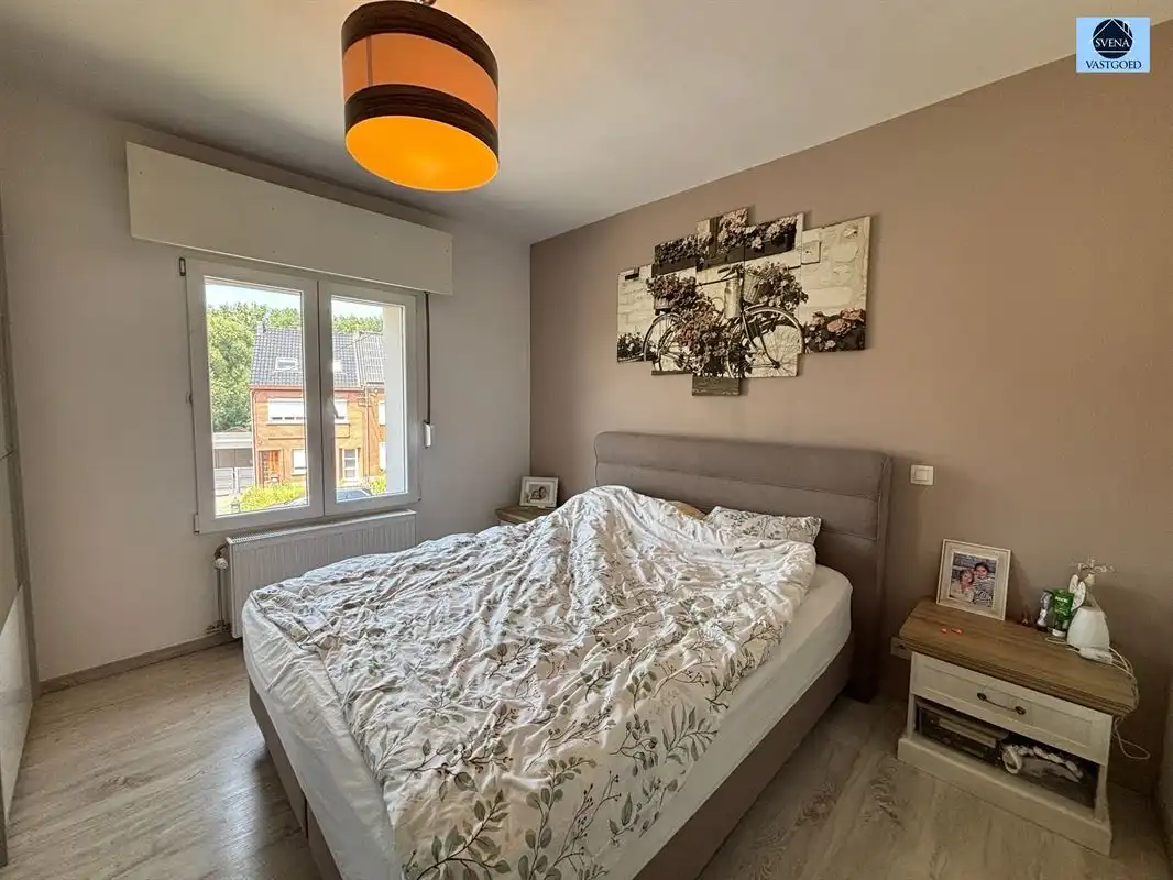 GERENOVEERDE WONING MET 3 SLAAPKAMERS foto 9