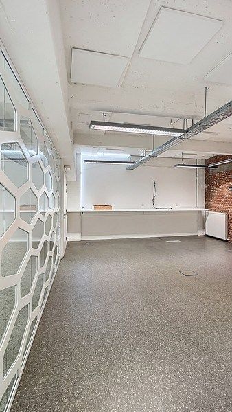 High-end kantoren te huur in Metro Building in Antwerpen foto 17