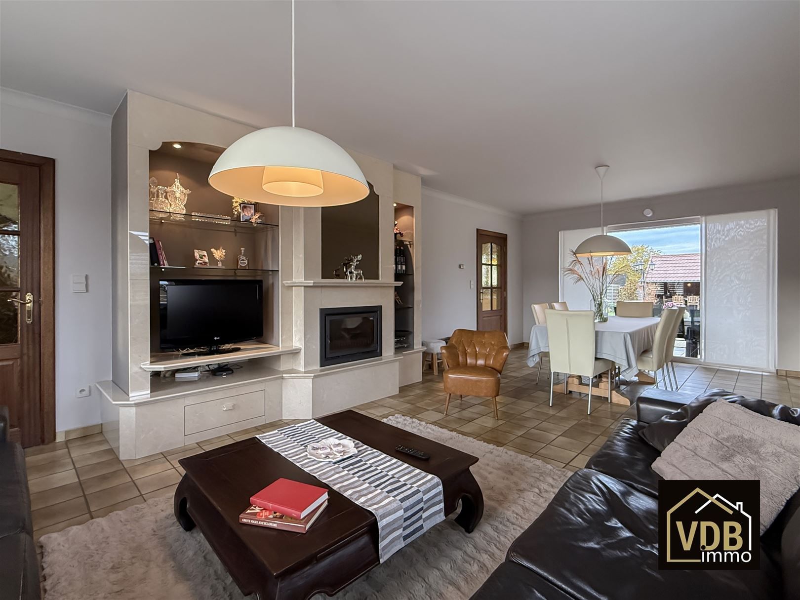 Instapklare halfopen bebouwing met 3 slaapkamers foto 37