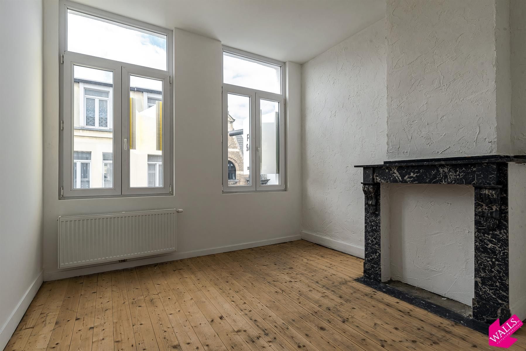 één slaapkamer appartement met terras foto 5