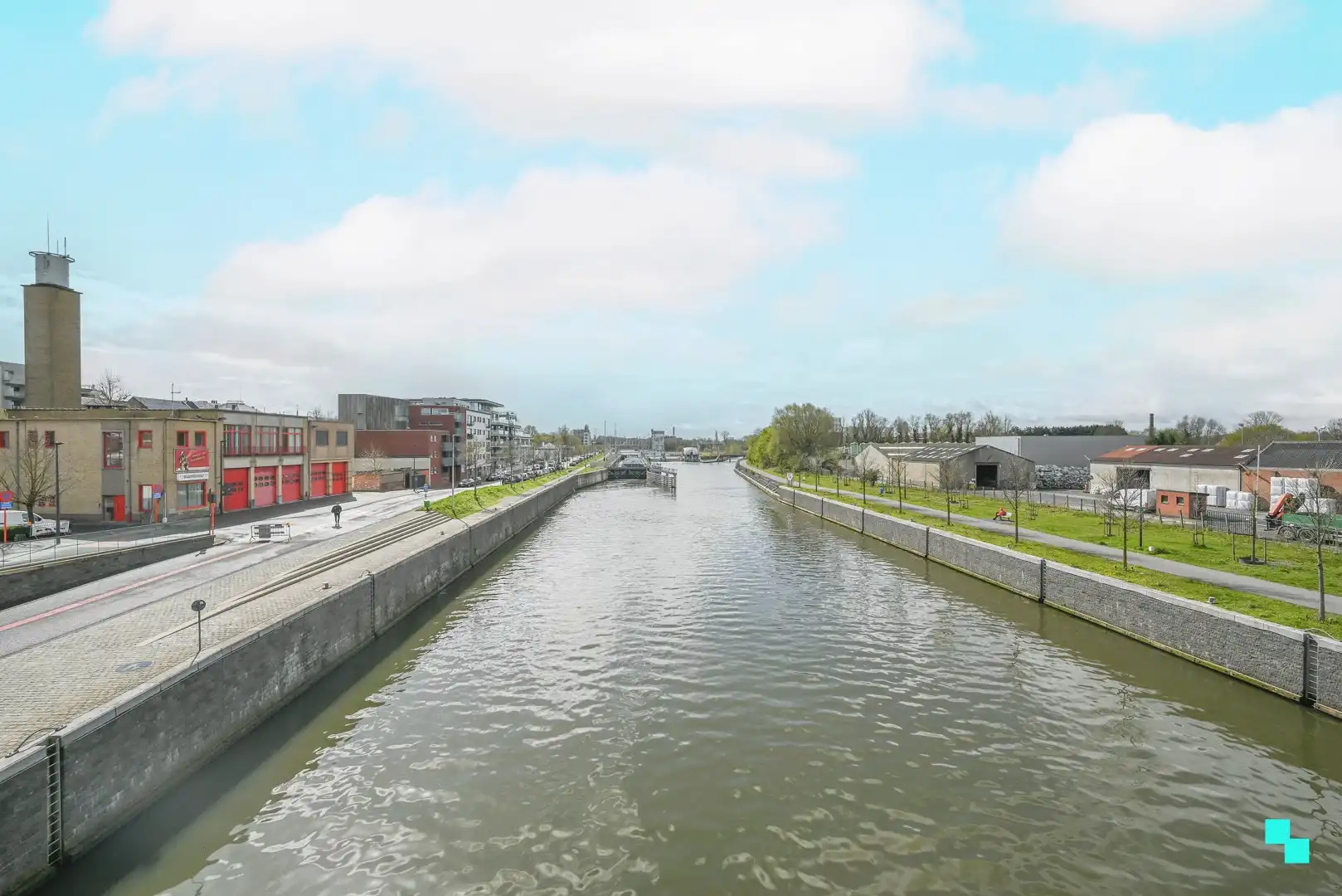 Instapklaar appartement te Harelbeke foto 17