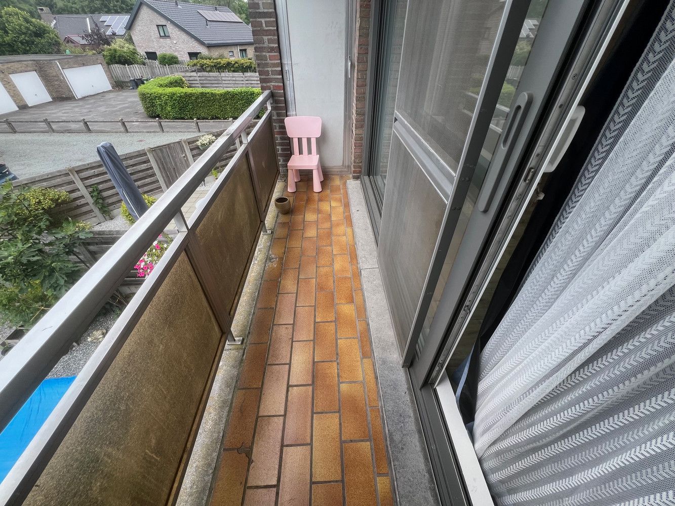 Twee slaapkamer appartement met ruime garage foto 13