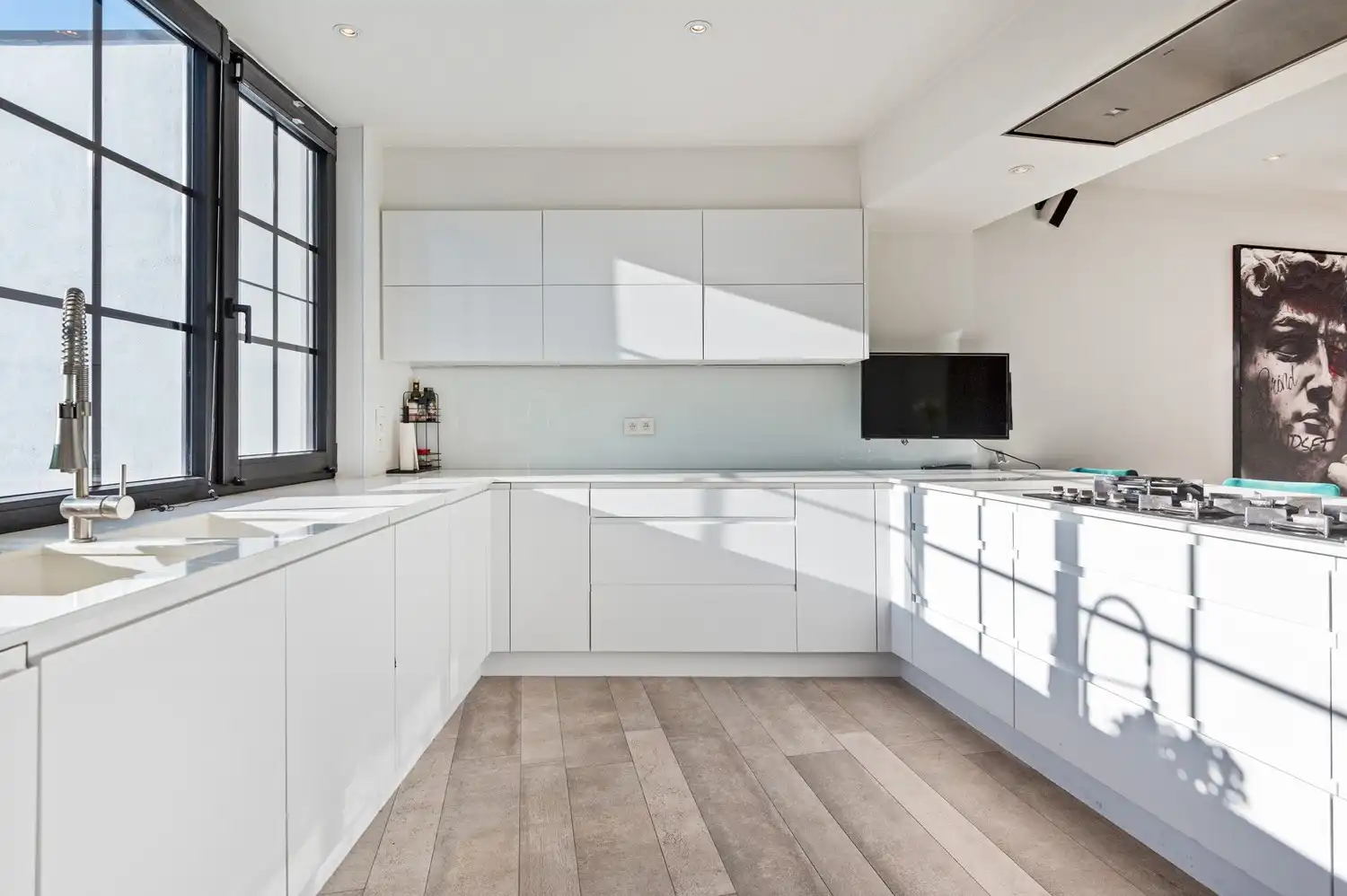 Prachtige duplex (240m²) met eigen inkom, 4 slaapkamers & terras foto 7
