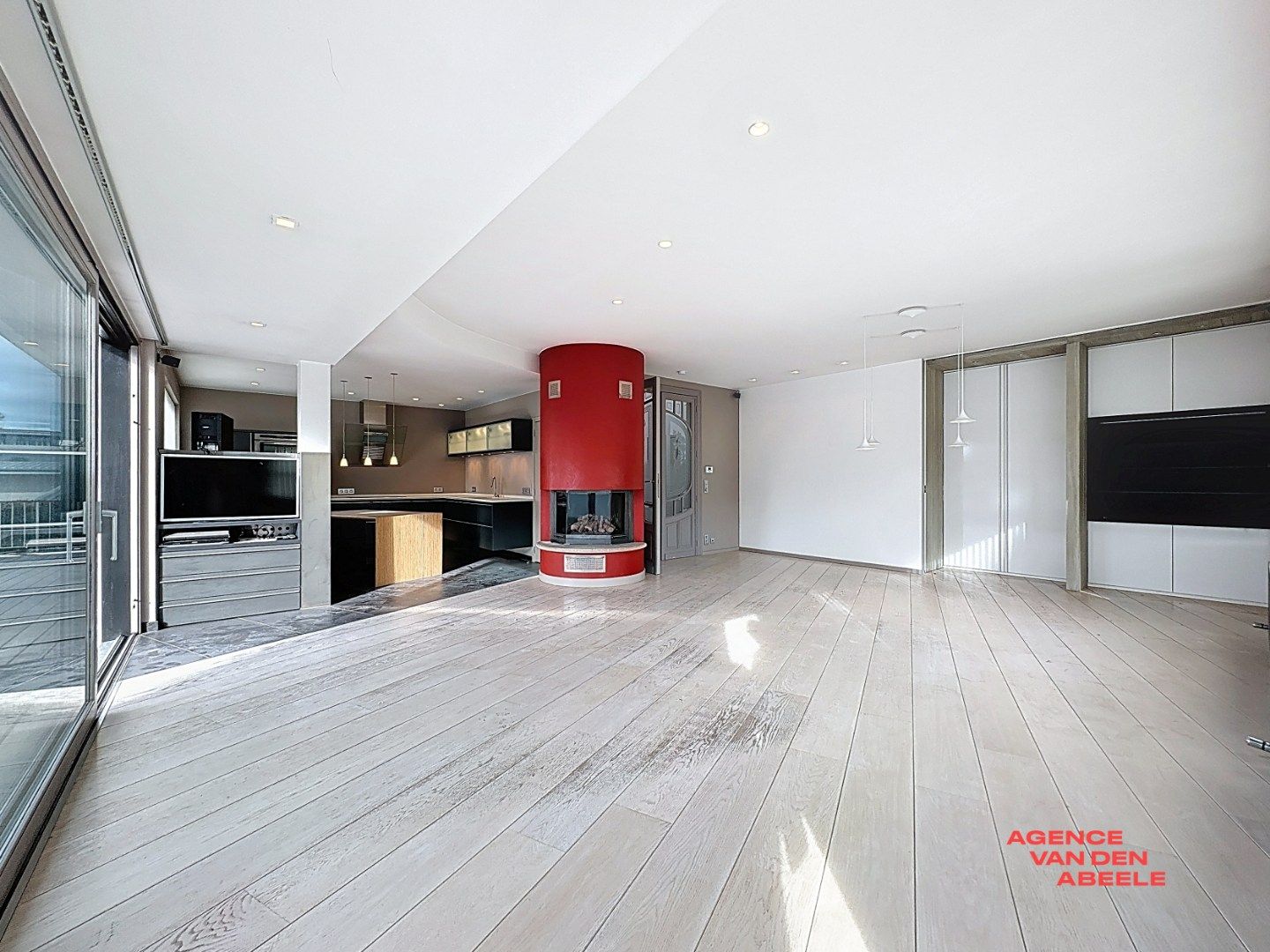 Ruim duplexappartement met prachtig terras foto 3