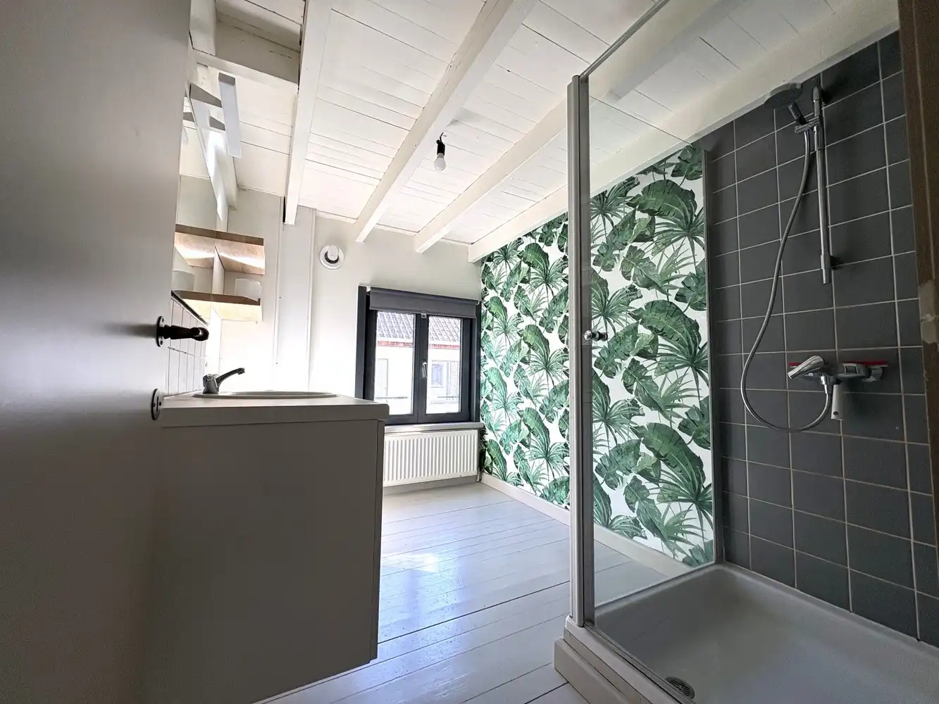 Lichtrijke woning met 2 slaapkamers in het centrum van Torhout foto 5