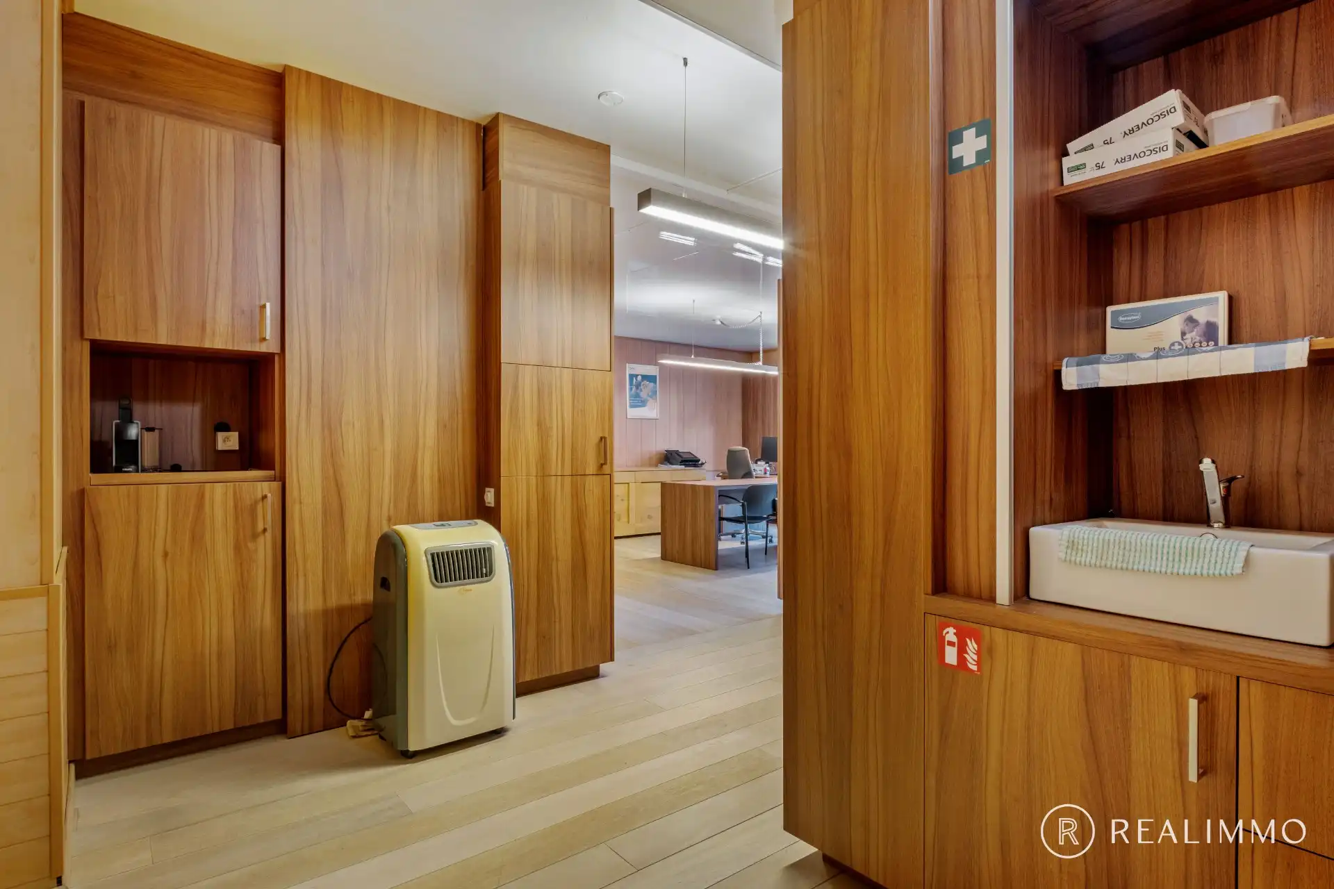 Handelspand in centrum Moorslede foto 10