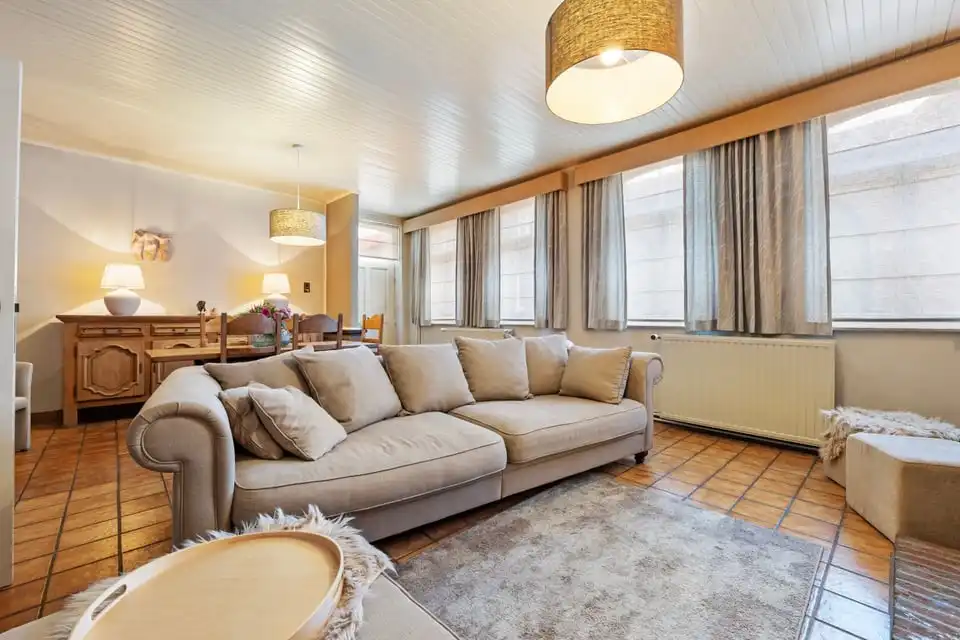 CHARMANTE WONING MET 3 SLKS EN EEN PRACHTIGE TUIN MET TAL VAN MOGELIJKHEDEN foto 14