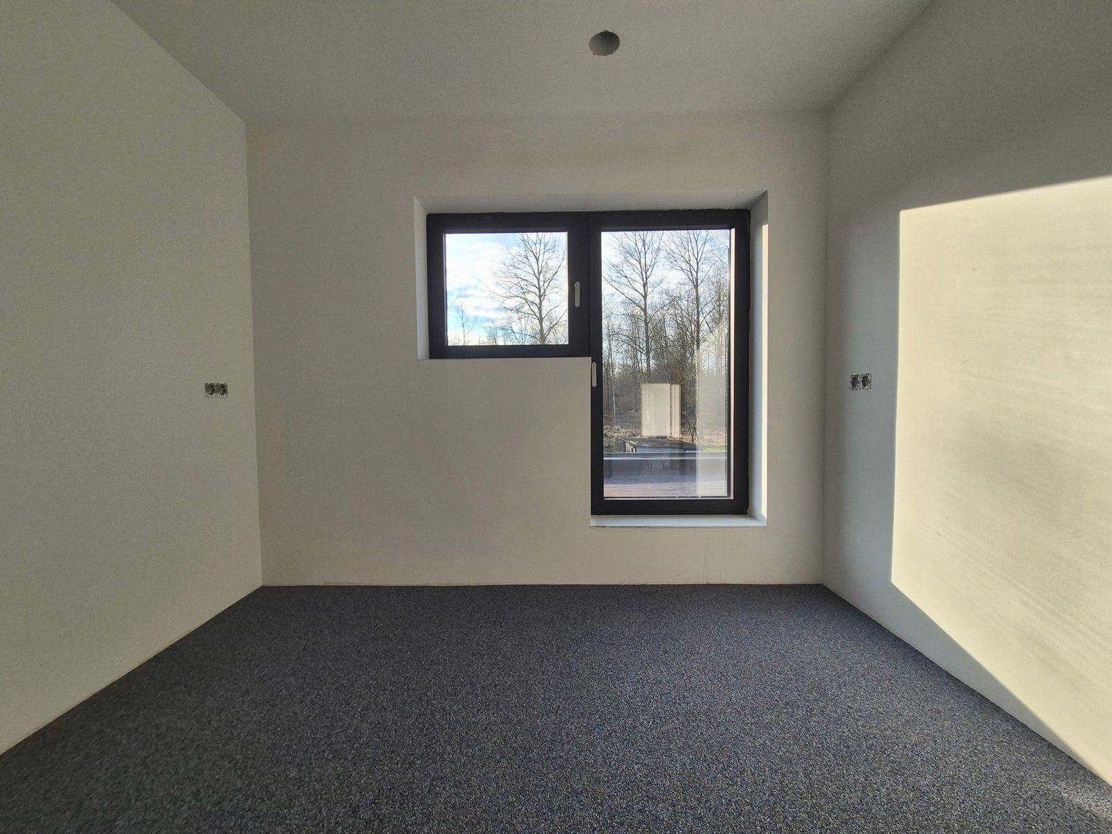 Recent, groot, praktisch + zuidgericht met prachtig uitzicht foto 24