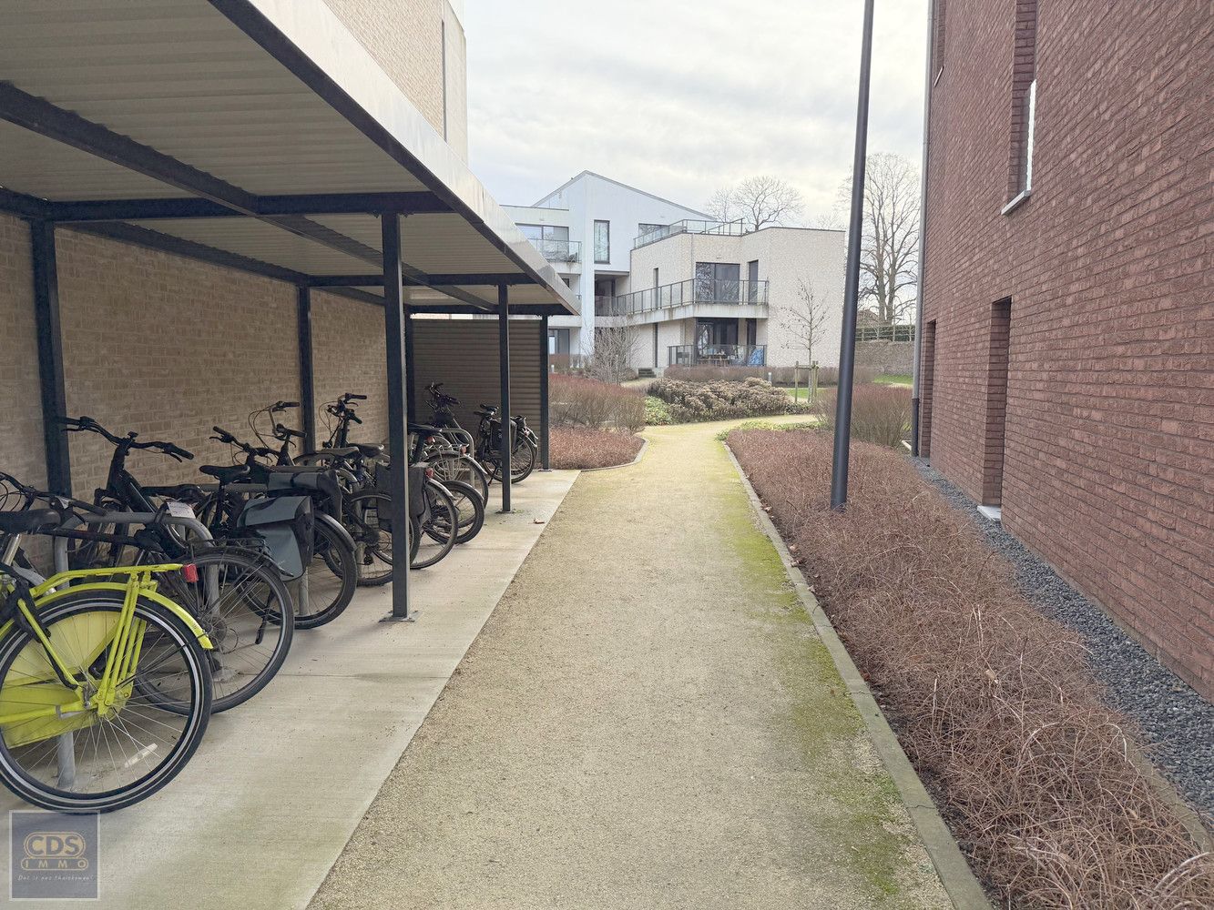 Instapklaar 2-slaapkamerappartement foto 20