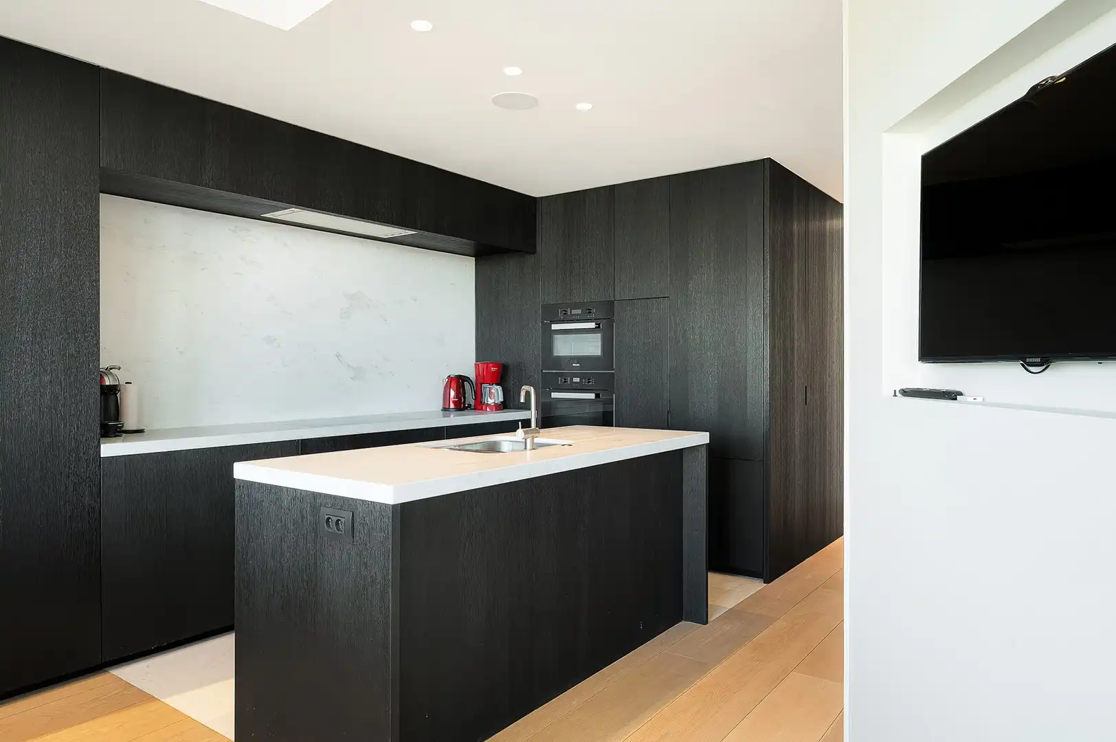 Uitzonderlijke penthouse met een gevelbreedte van 12m en panoramisch zeezicht in de standingvolle residentie Plaza op het Albertplein. foto 18