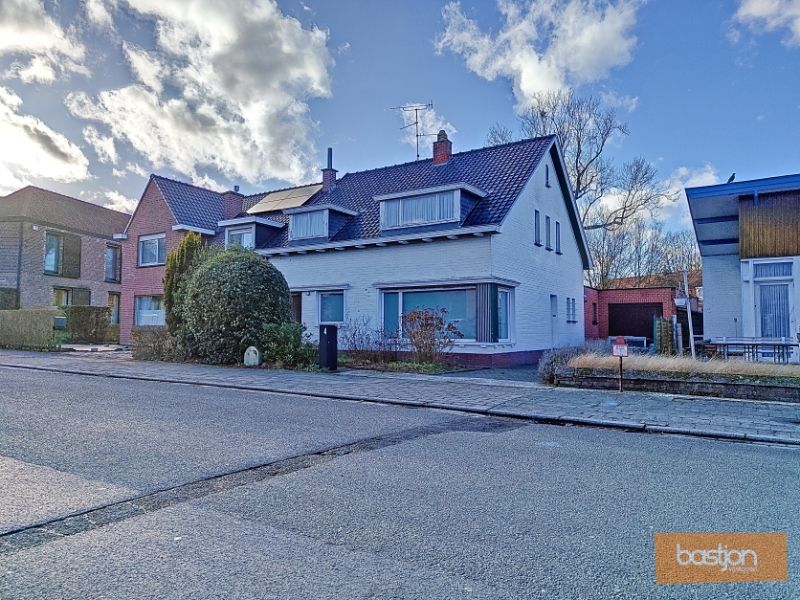 Hoofdfoto van de publicatie: Centraal gelegen, charmante woning.