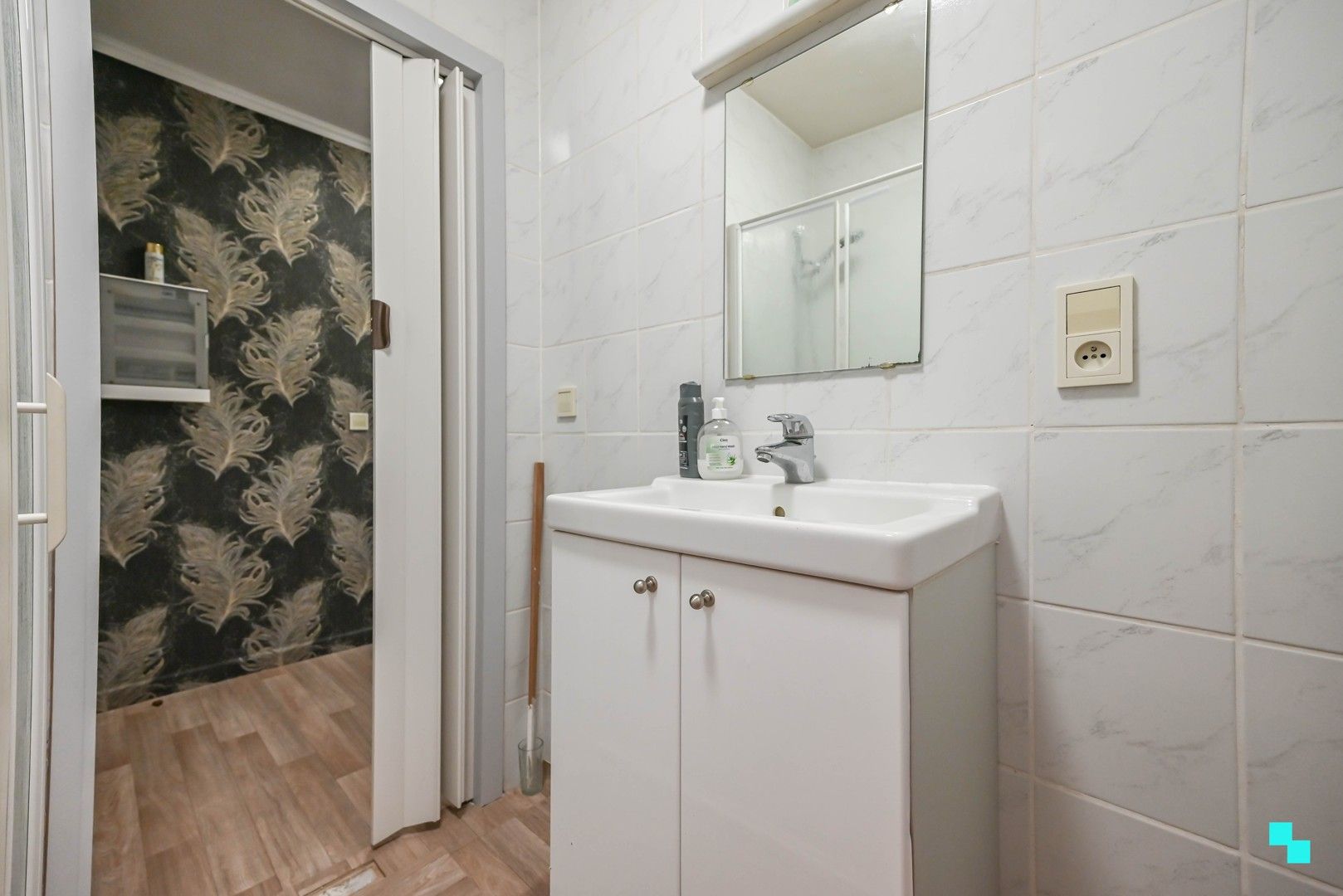 Gunstig gelegen en energiezuinig 2-slaapkamerappartement te Izegem foto 13