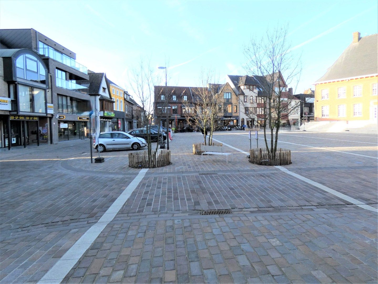 Handelspand op topligging, Markt Torhout! foto 2