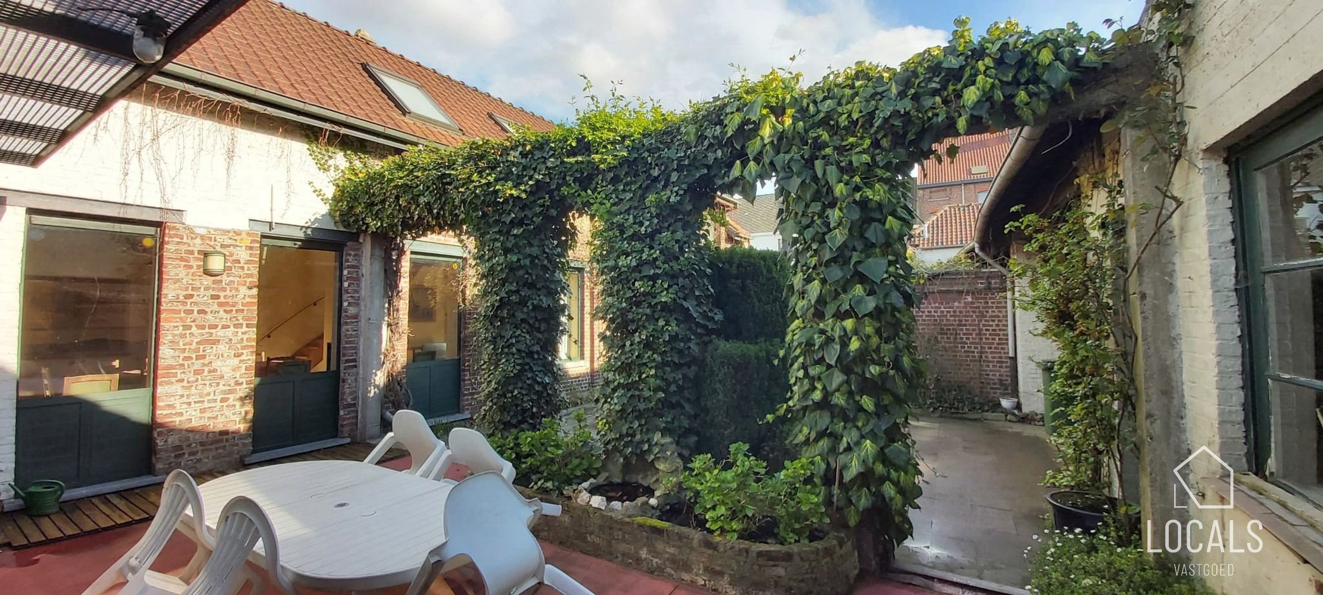 Unieke eigendom op toplocatie foto 32