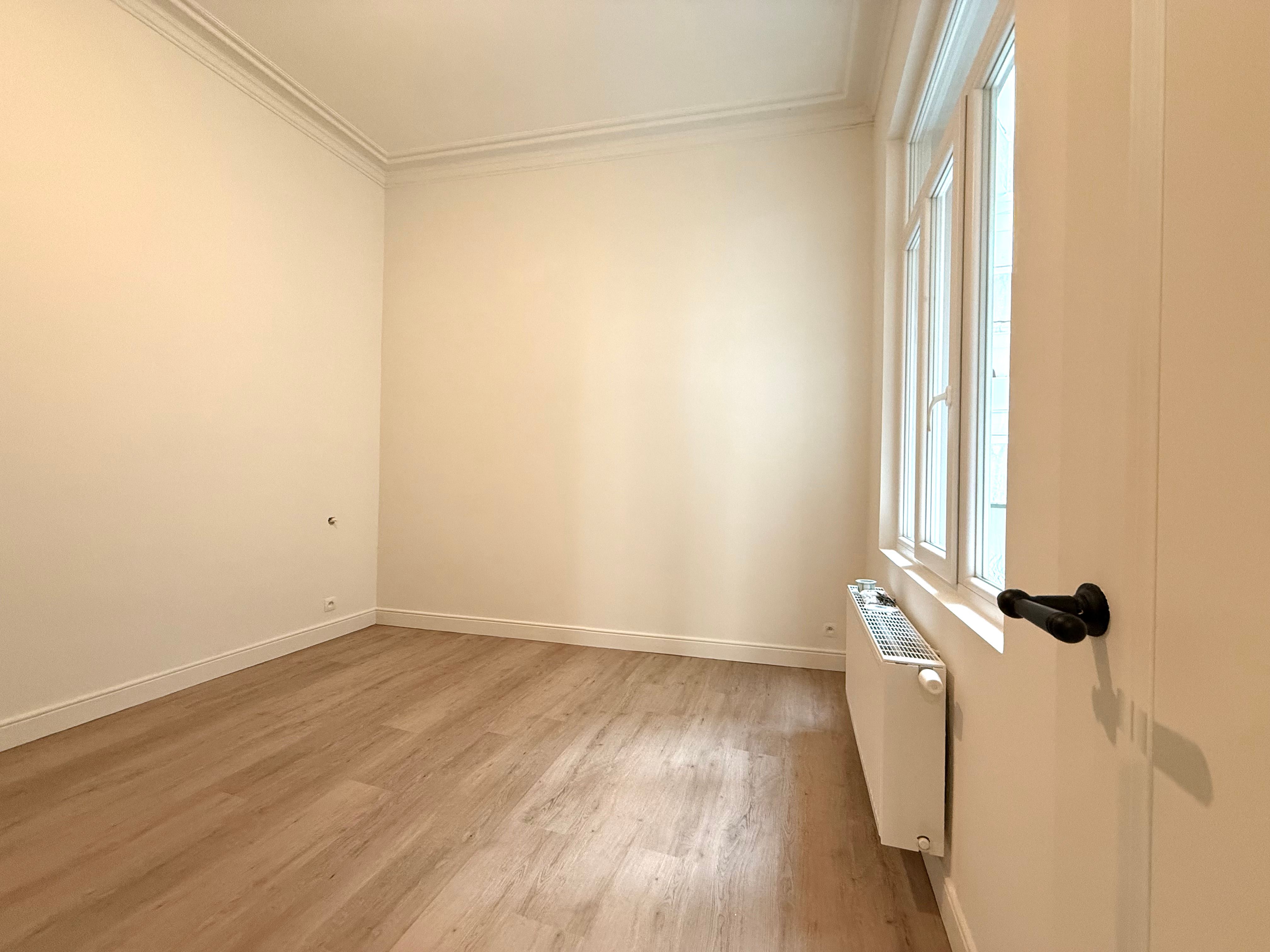 Moderne appartement in authentiek herenhuis foto 5