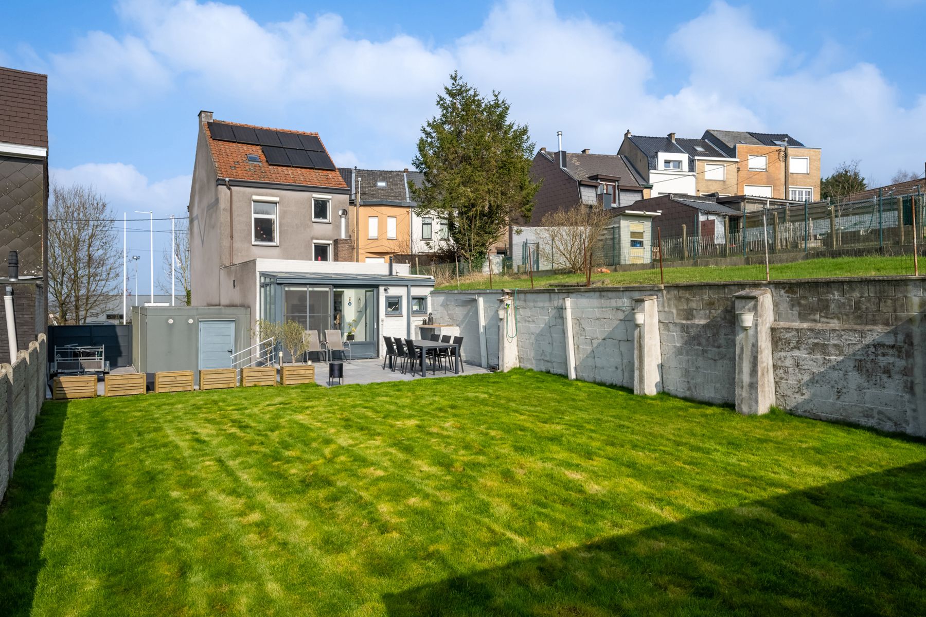 VERKOCHT Rustig gelegen gezinswoning met 3 slaapkamers +tuin foto 21