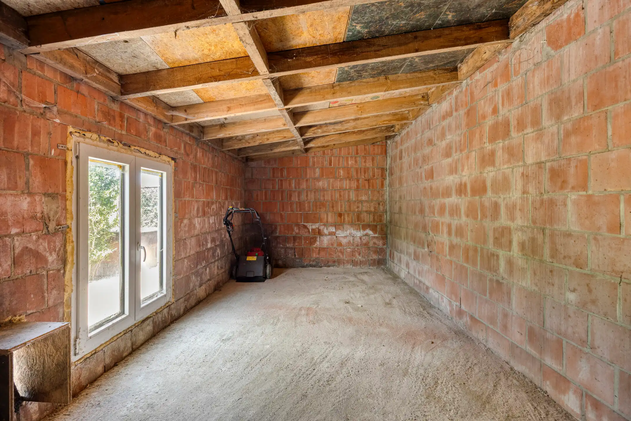 Deels gerenoveerde woning met prachtig verzicht op 14 are foto 15