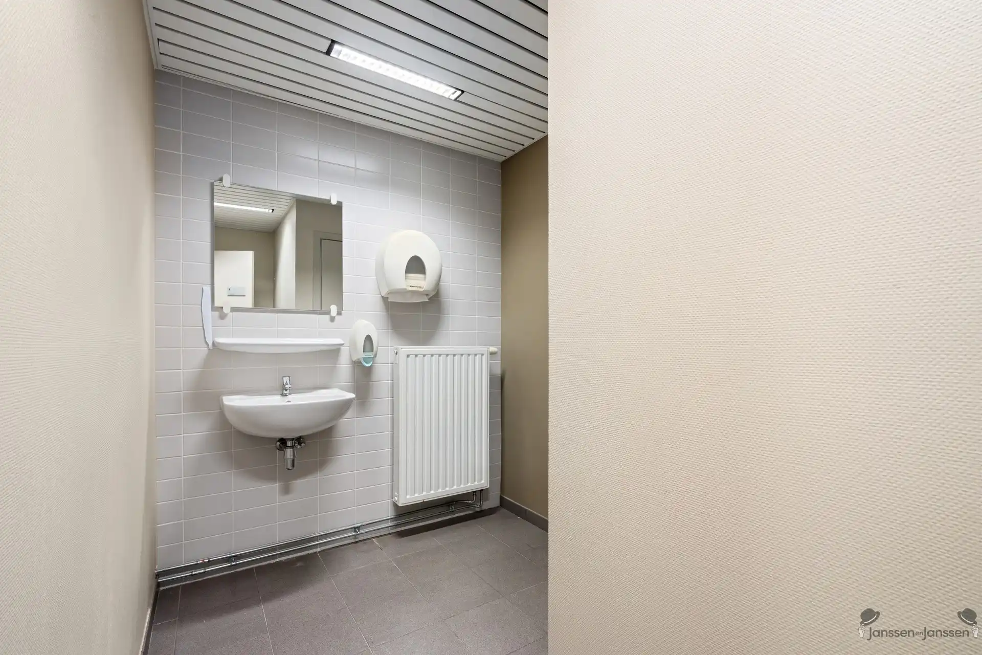 gebouw voor gemengd gebruik foto 23