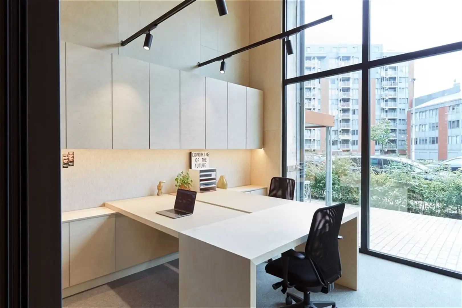 BUSINESS CENTER WATT FACTORY foto 6