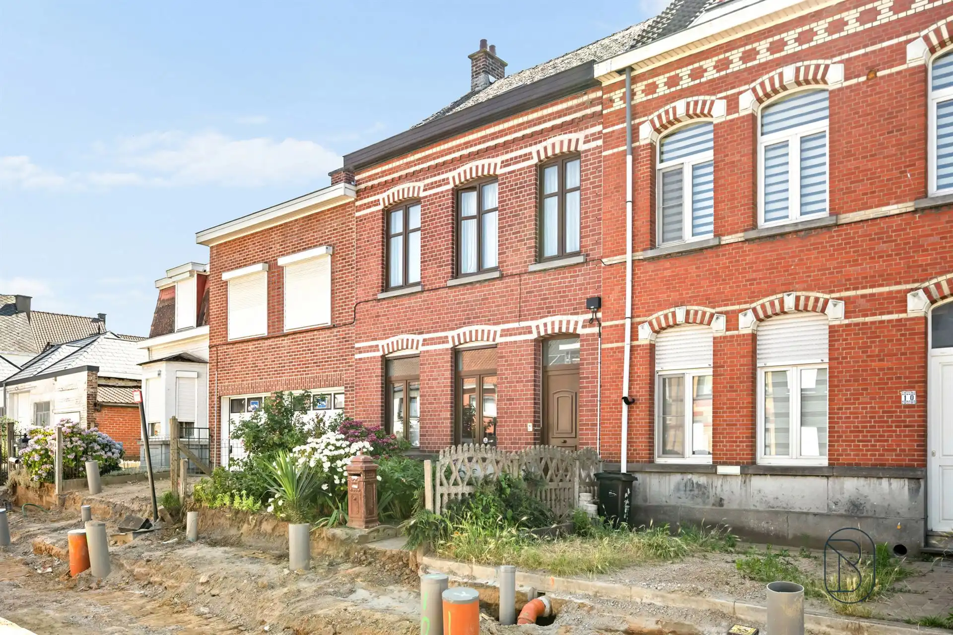 Karaktervolle woning met 3 slpk & tuin - veel potentieel! foto 5