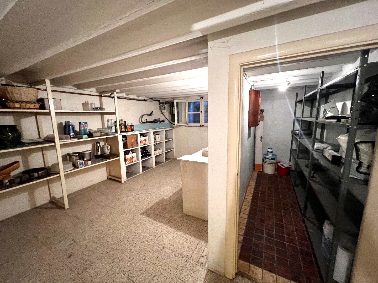 Kloeke woning met 3 slaapkamers in Harelbeke te koop. foto 21