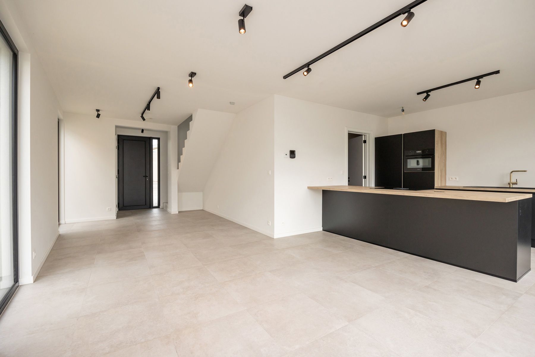 Prachtige, energiezuinige woning met poolhouse! foto 9