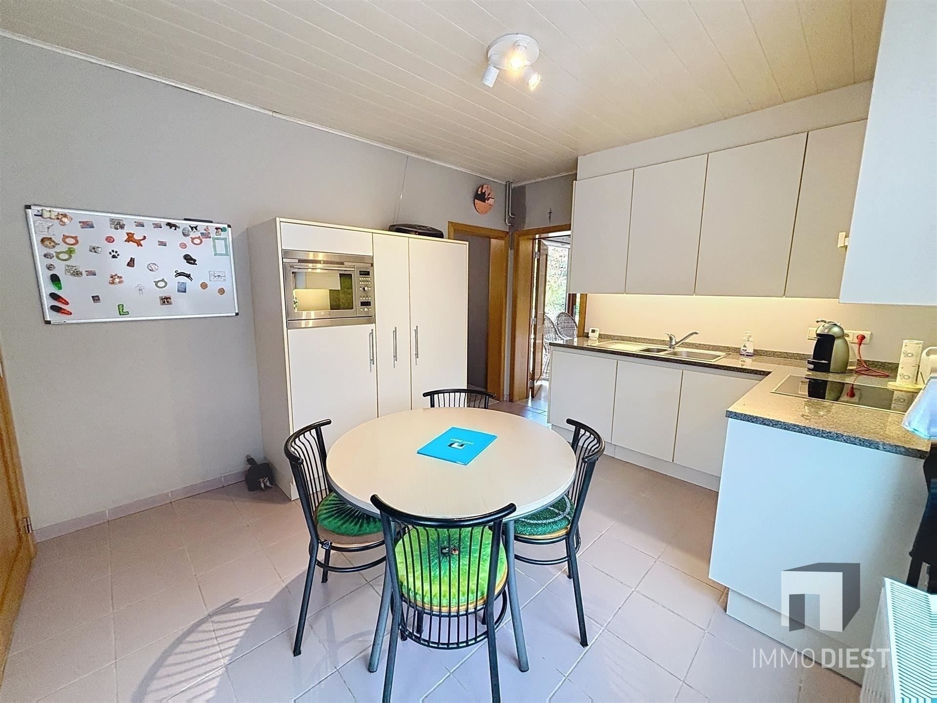 Charmante woning op 15,85are op uitstekende locatie foto 21