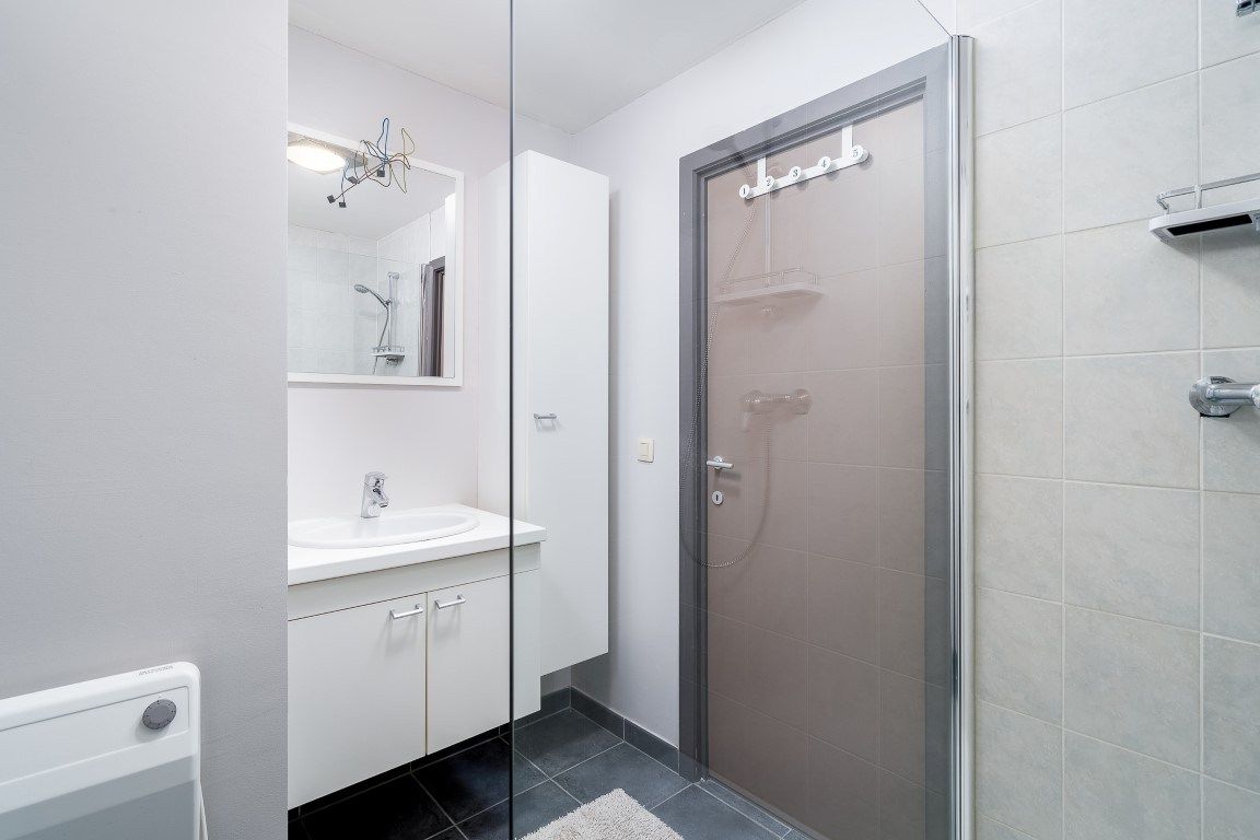 Lichtrijk 1 slpkapp in een rustige residentie foto 13