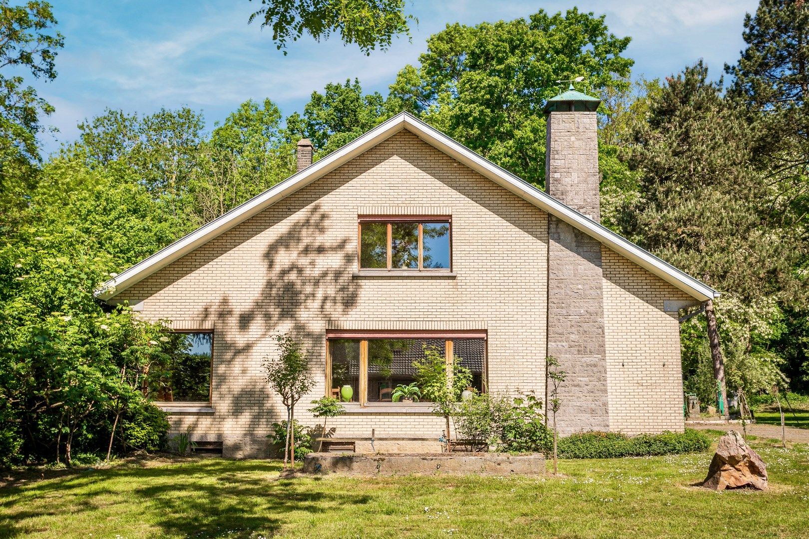 Ruime, charmante villa aan de rand van het Kluisbos foto 27