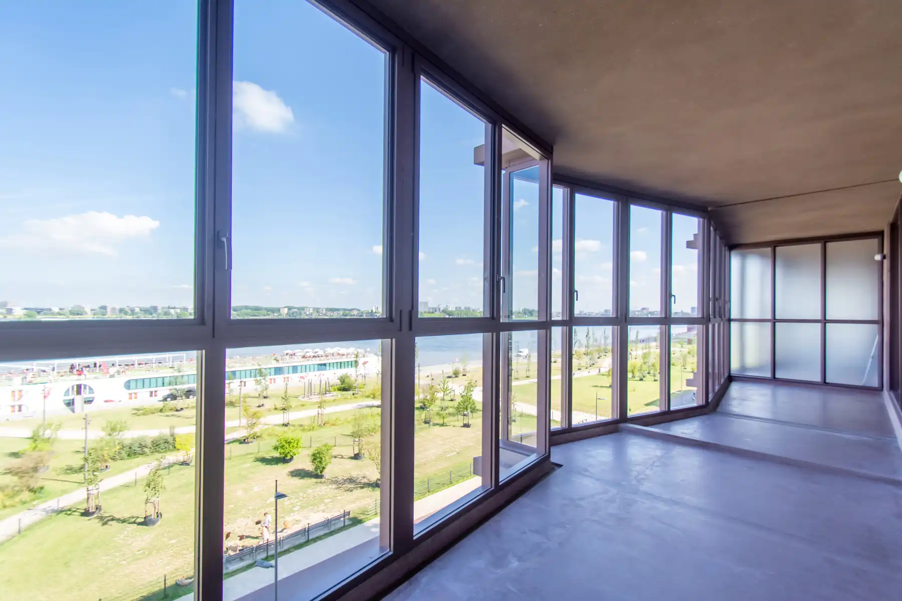 2-slaapkamer appartement met zicht op Schelde  foto 7