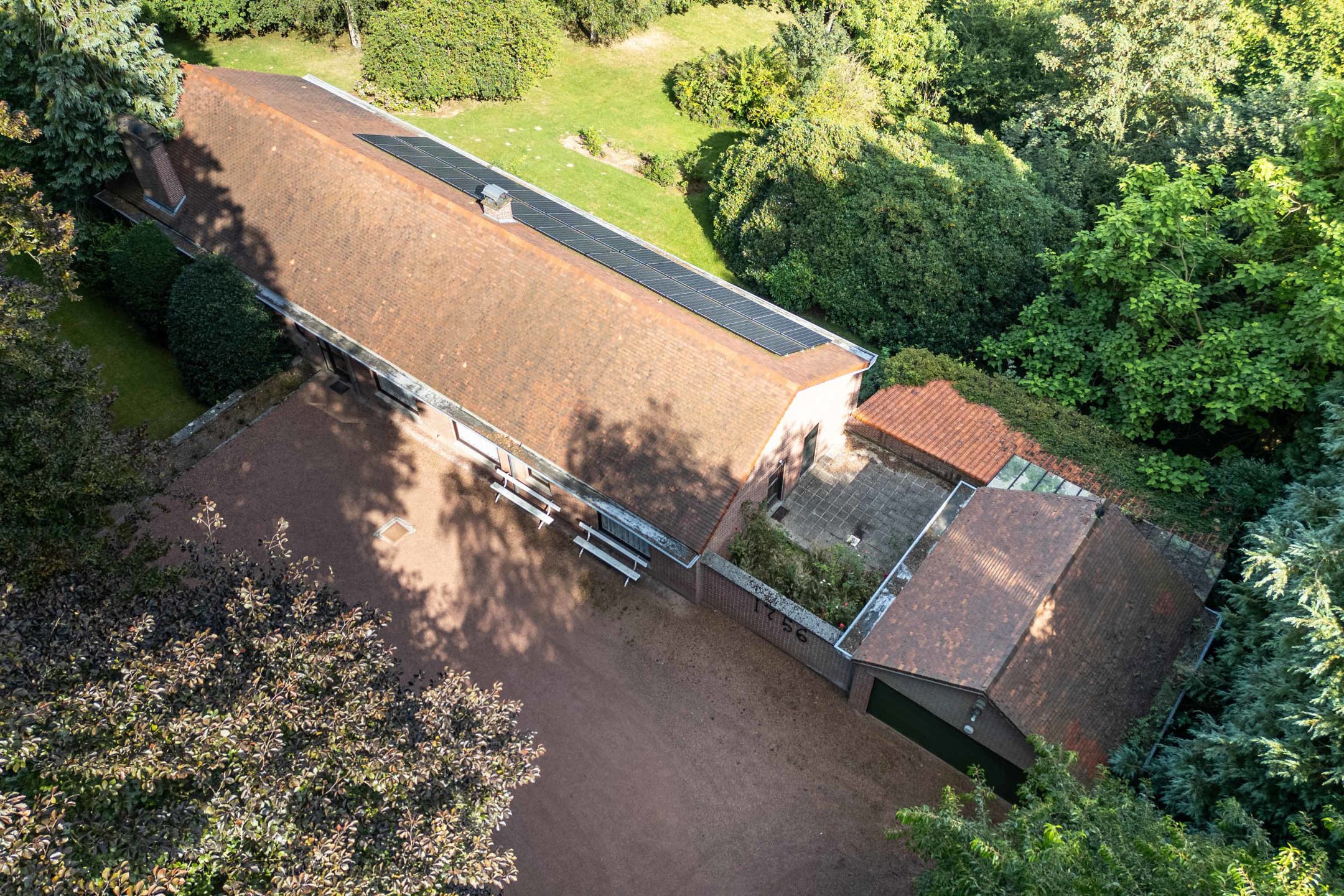 Uitzonderlijke villa met prachtige zichten op unieke ligging foto 2