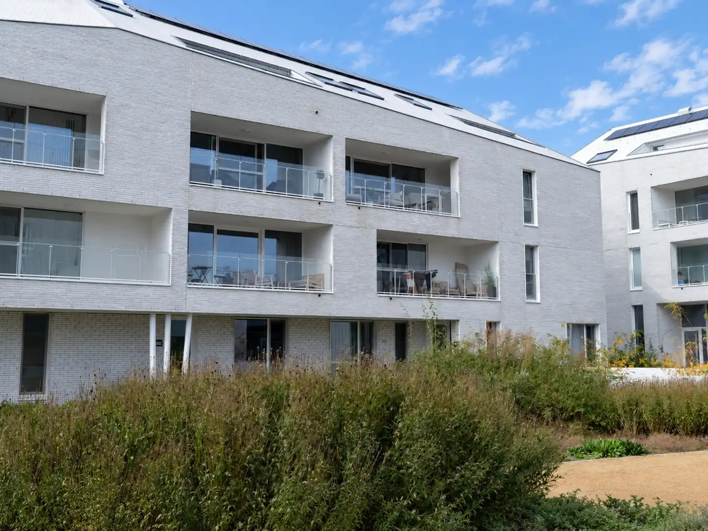 Stijlvol en energiezuinig nieuwbouwappartement met 2 slaapkamers en ruim overdekt terras, op wandelafstand van het centrum van Sint-Truiden. foto 22