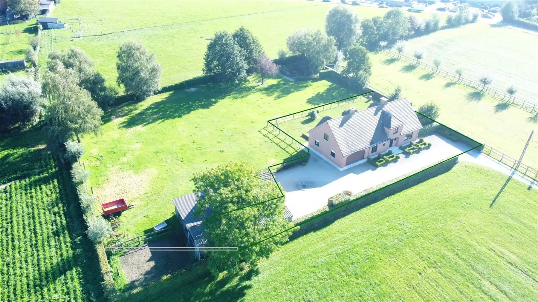 Ruime villa met 4 ruime slaapkamers foto 12