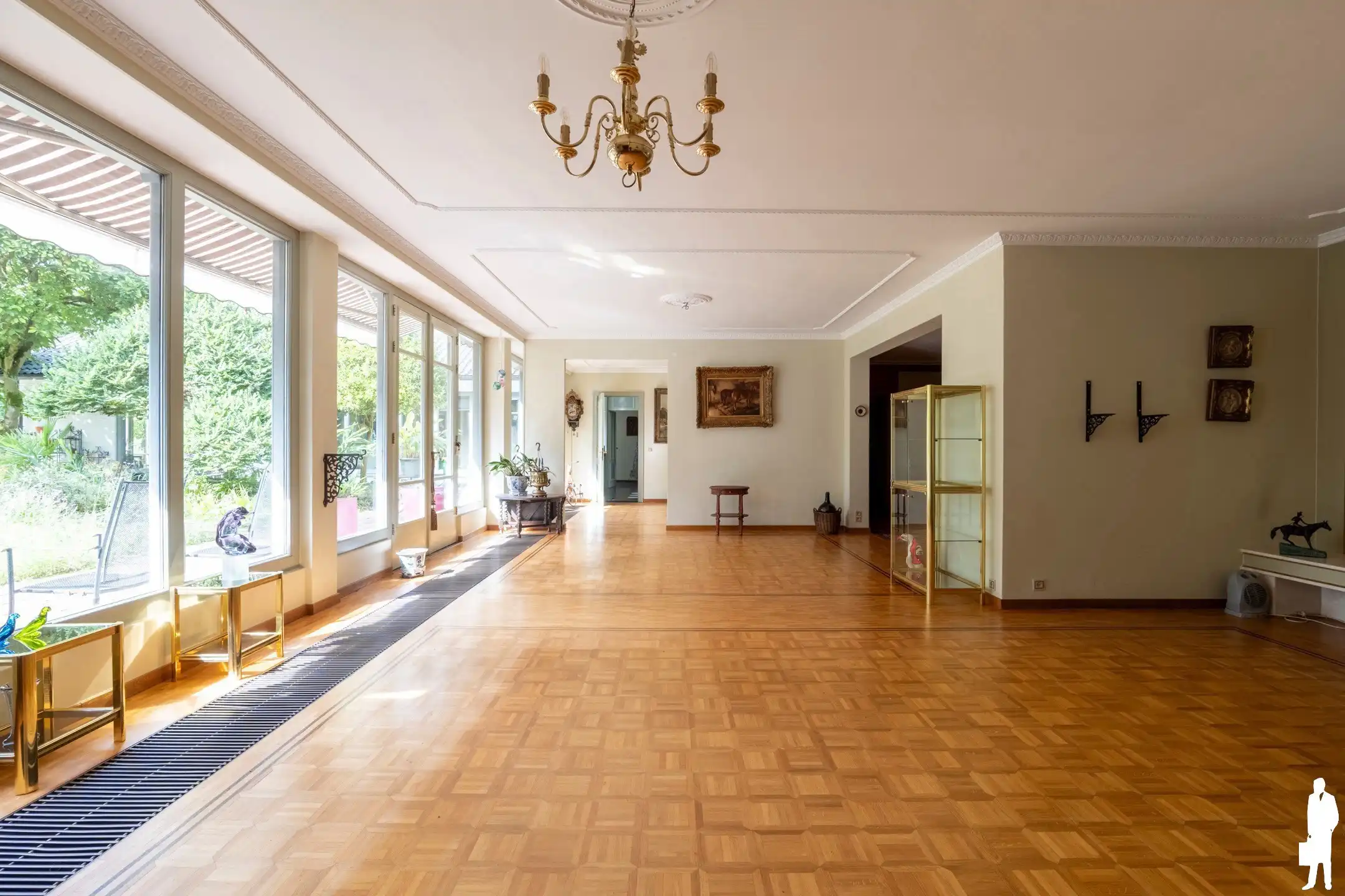 Renovatieproject op uitzonderlijk perceel van ca. 8.300 m² foto 13