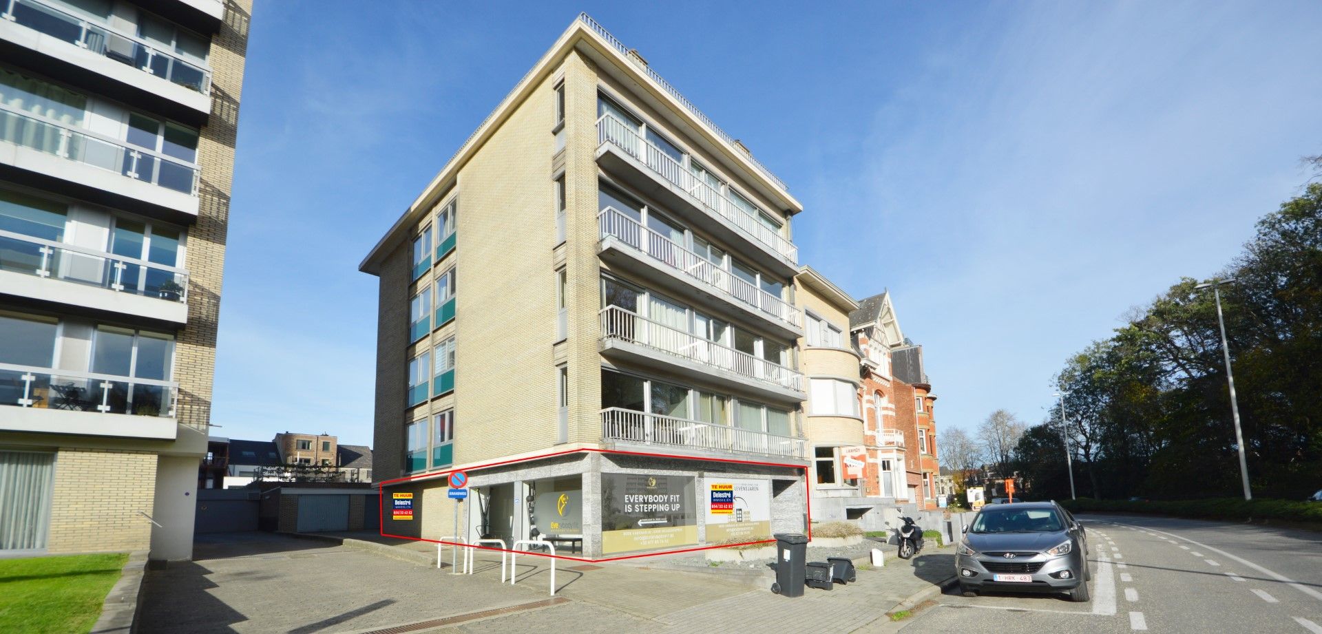 LUXUEUS HANDELSPAND OF KANTOOR PARKLAAN foto {{pictureIndex}}