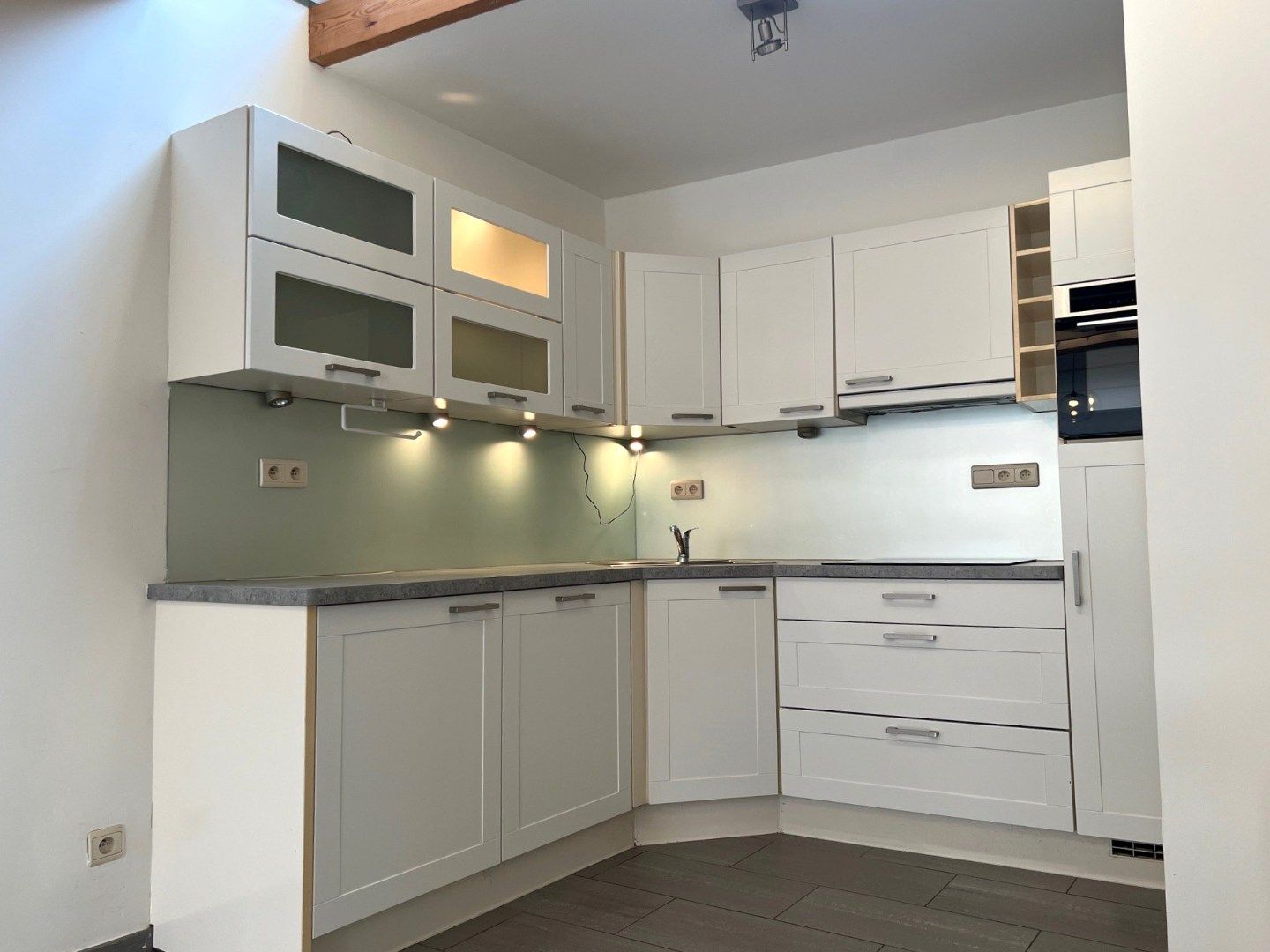 STADSWONING te koop in het centrum van Diest, 1 slaapkamer, terras foto 6