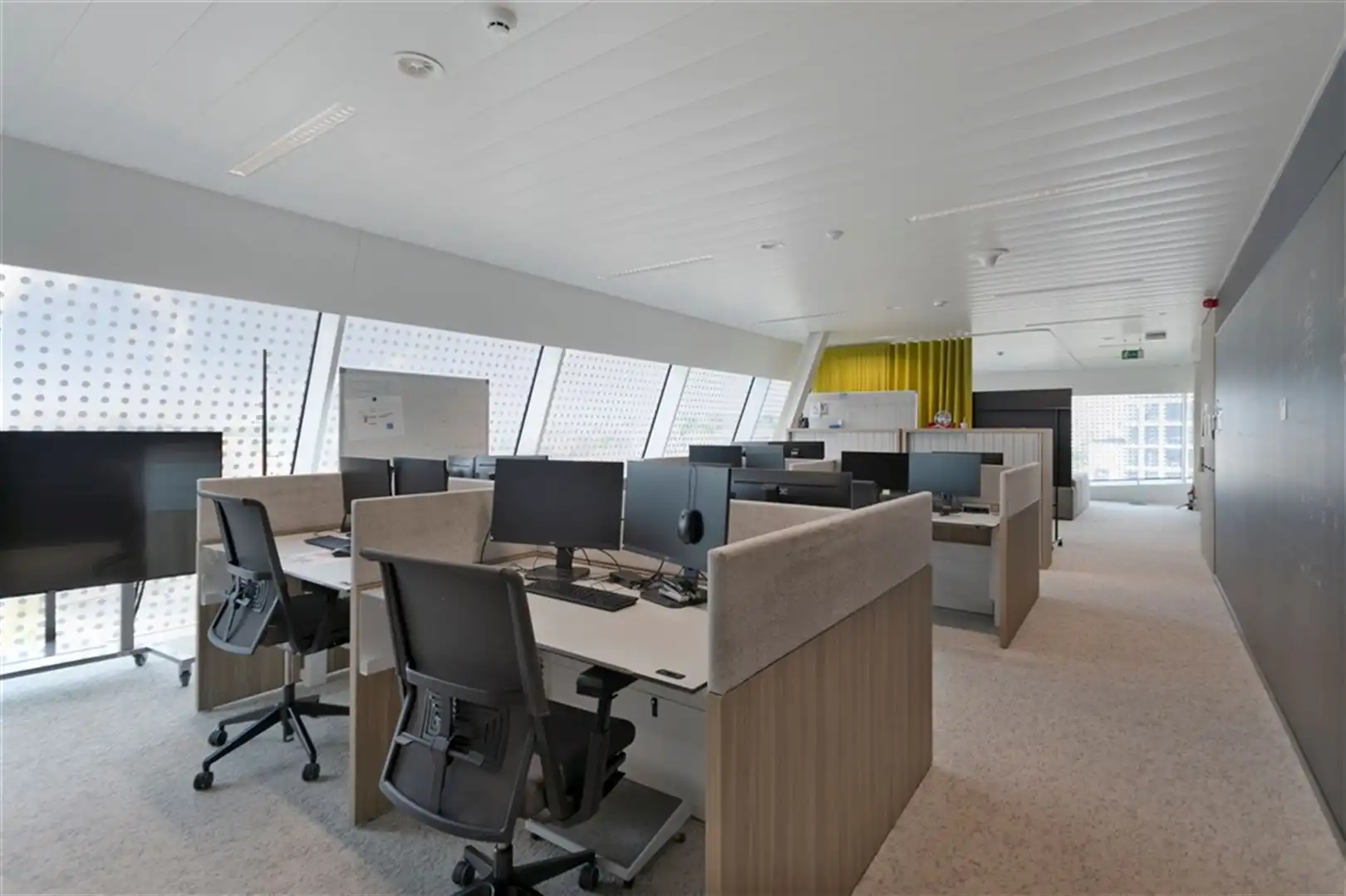 Diamond Building - Ingericht kantoren  foto 16