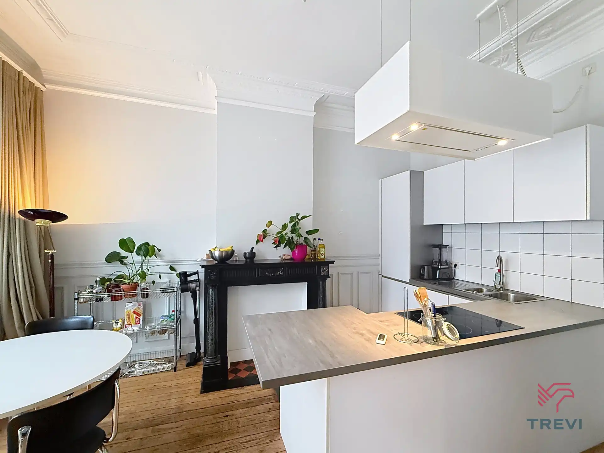 Appartement te huur foto {{pictureIndex}}