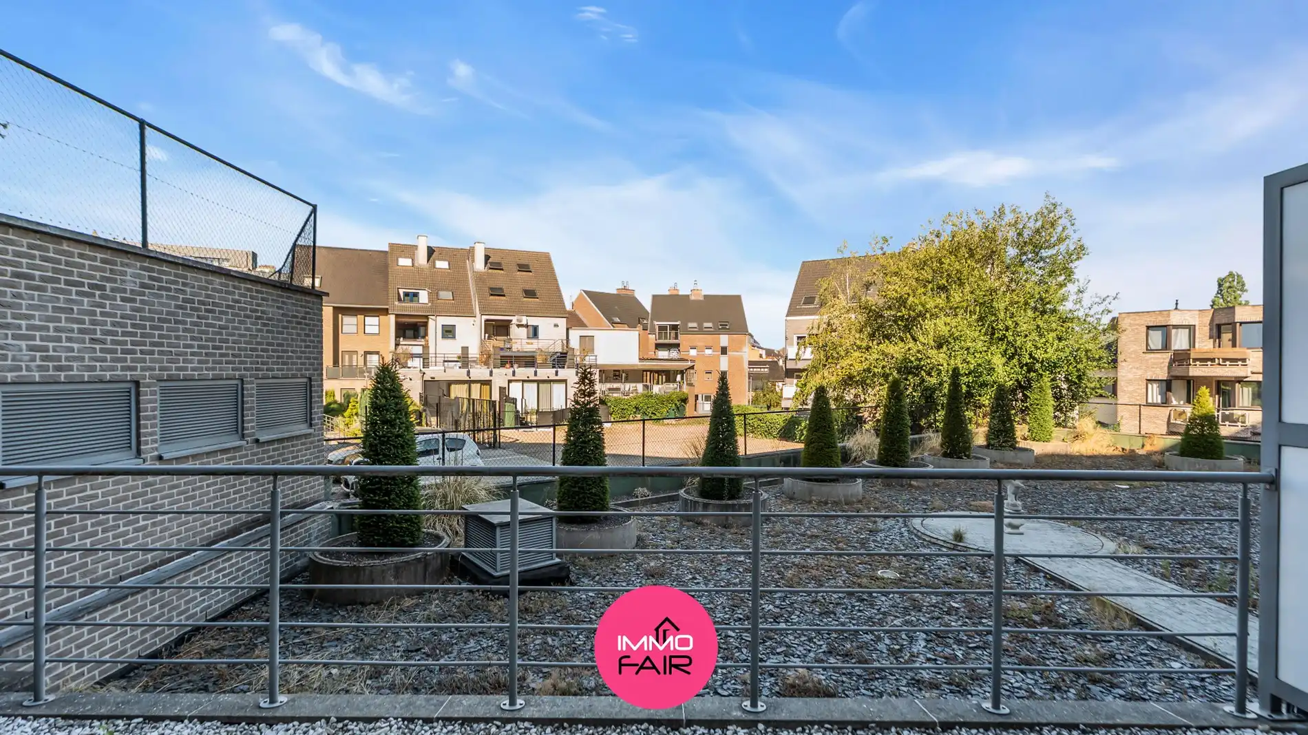 Gelijkvloers appartement met ruim terras in hartje Lanaken foto 10