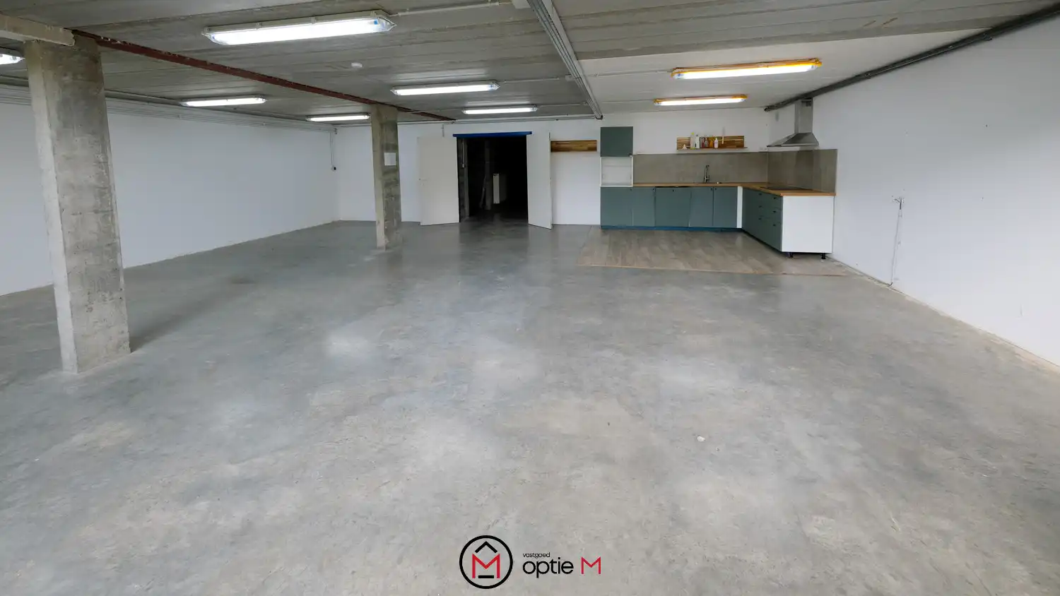 Handelsruimte met appartement te koop in Merem, Bilzen-Hoeselt foto 8