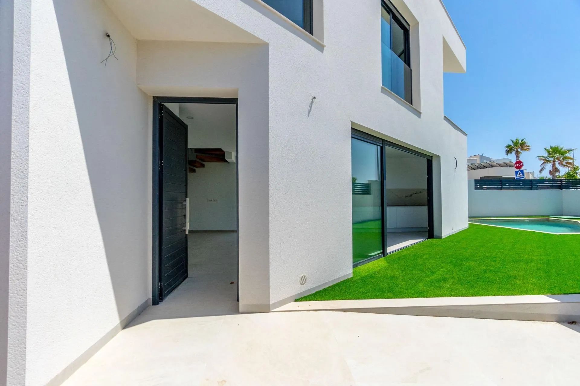 Ontdek jouw droomhuis: exclusieve halfvrijstaande villa met privézwembad in Benijofar! foto 21