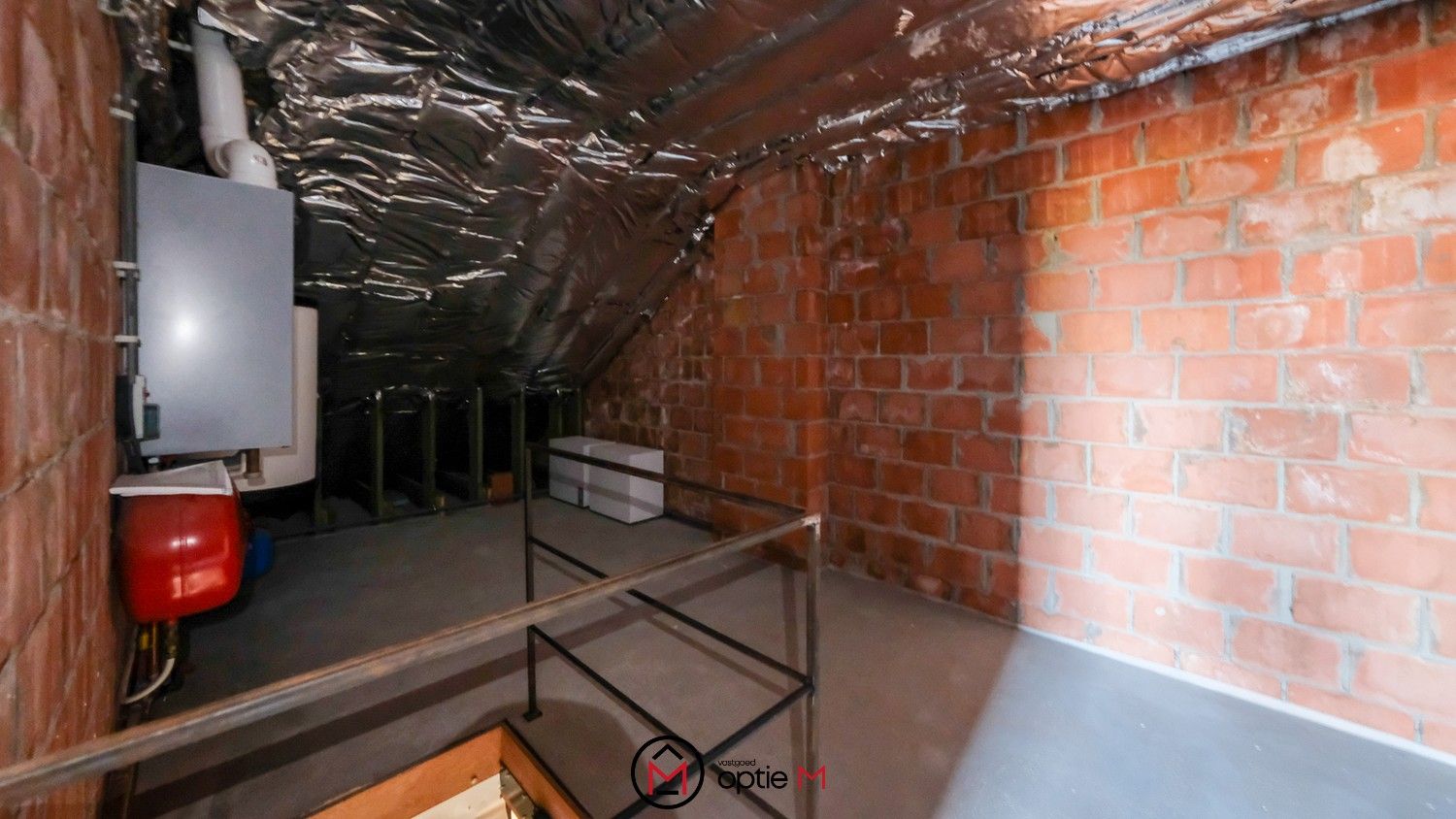 Investeringspand met handelsruimte en appartement in Merem Bilzen foto 30