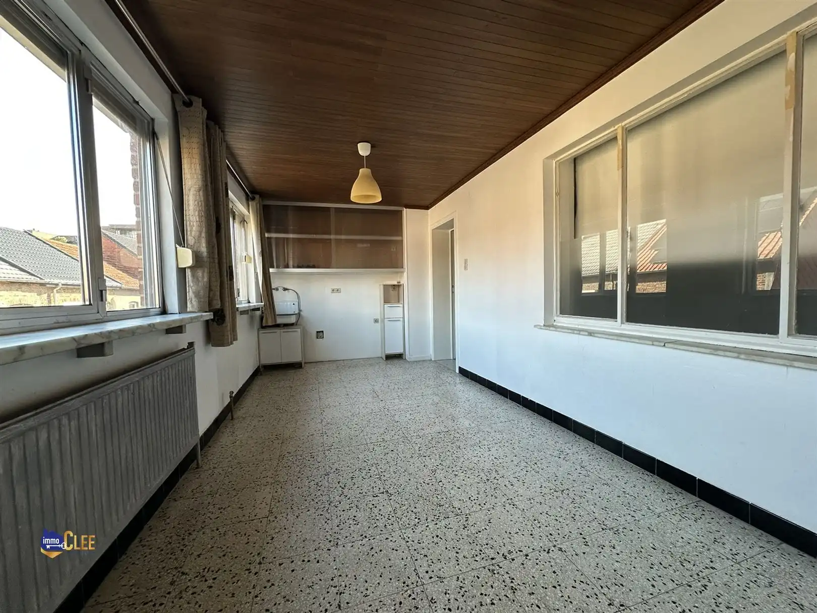 Ruime stadswoning met grote opslagruimte foto 15