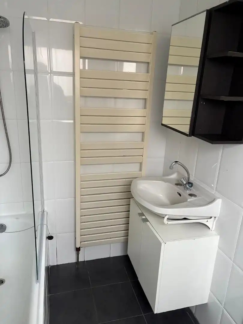 Gelijkvloerse woning foto 9