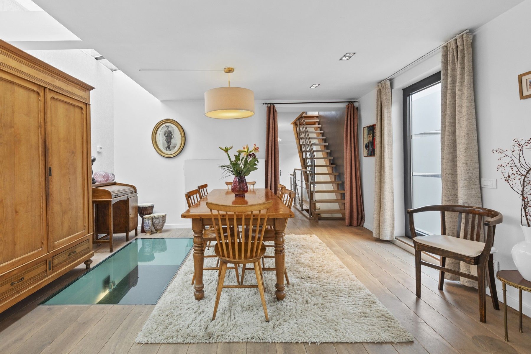 Ruime woning met 3 slpks en uitnodigend dakterras foto 8