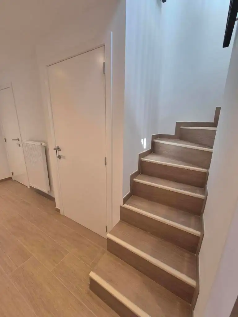 Nieuwbouw appartement met 2 slpks, terras, kelder foto 7