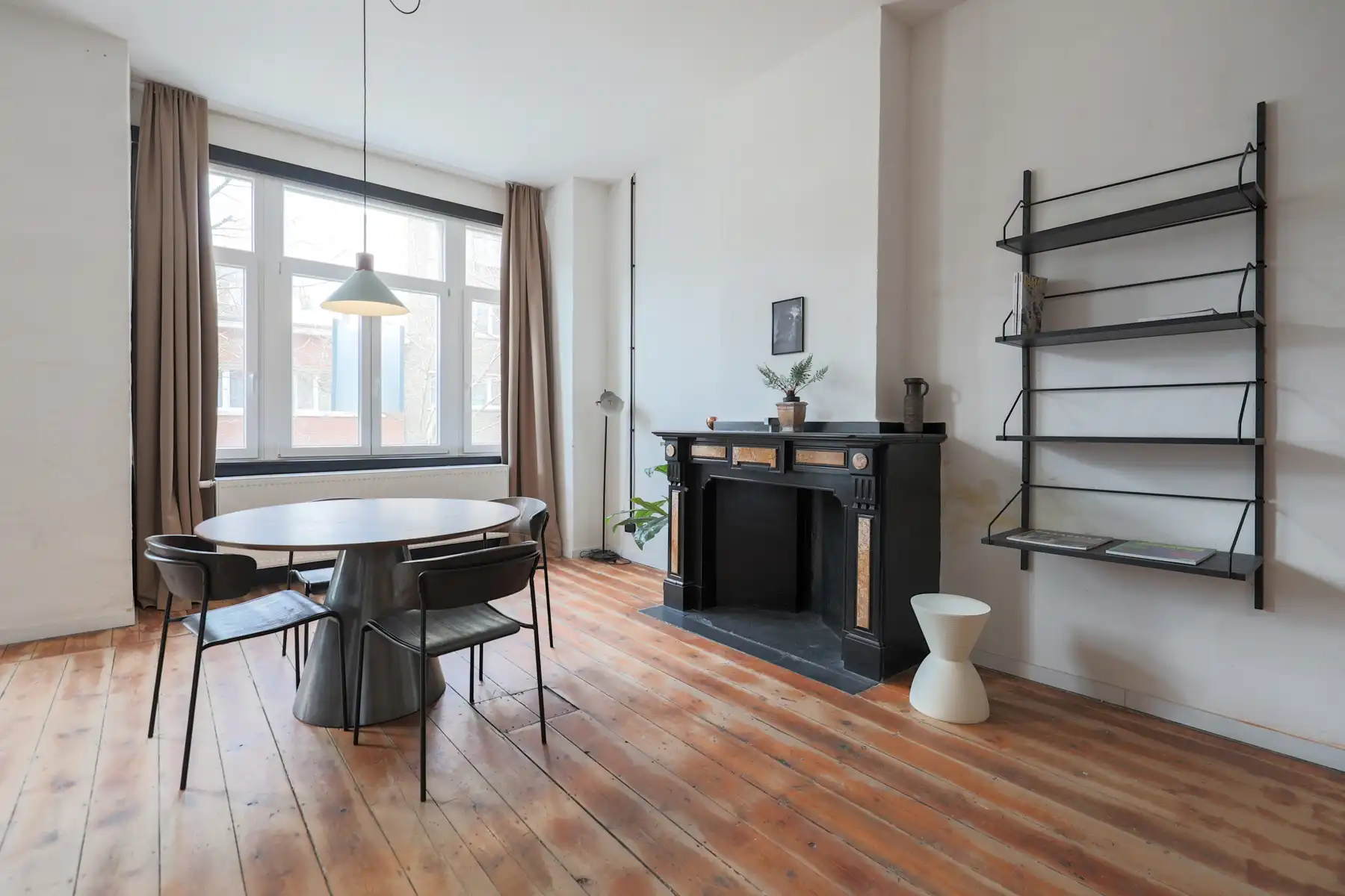 1 slaapkamerappartement met ensuite badkamer foto 2