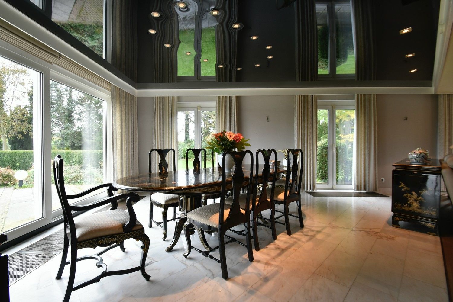 Klassevolle villa op een absolute zichtlocatie op een schitterend perceel met royale frontbreedte foto 10