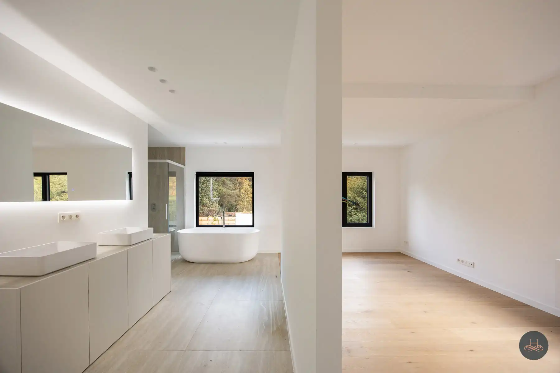 In het groen gelegen imposante vernieuwbouw  foto 17