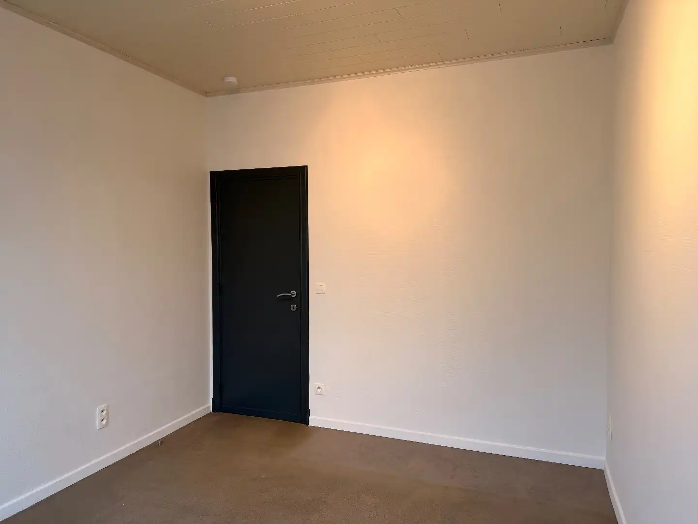 Verzorgd gelijkvloers appartement met tuin, op een rustige ligging te Lier! foto 10